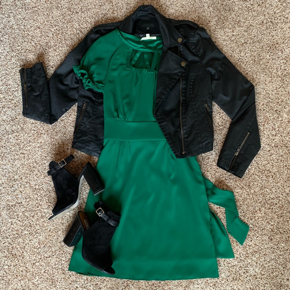 Gianni Bini Emerald Green Dress